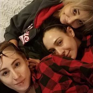 Meet your Posher, Amata